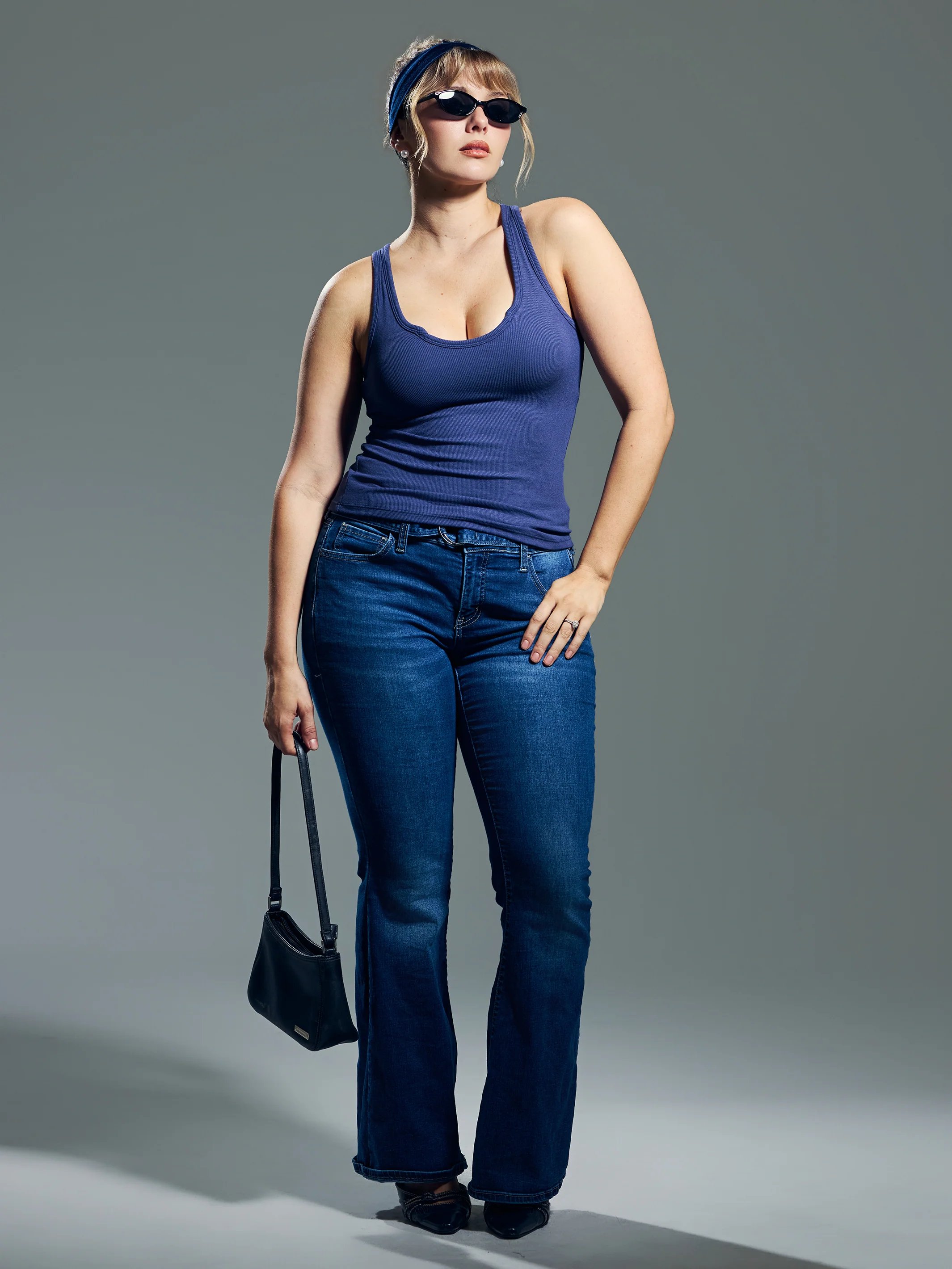 Ribbed U-Shape Tank - Image 10