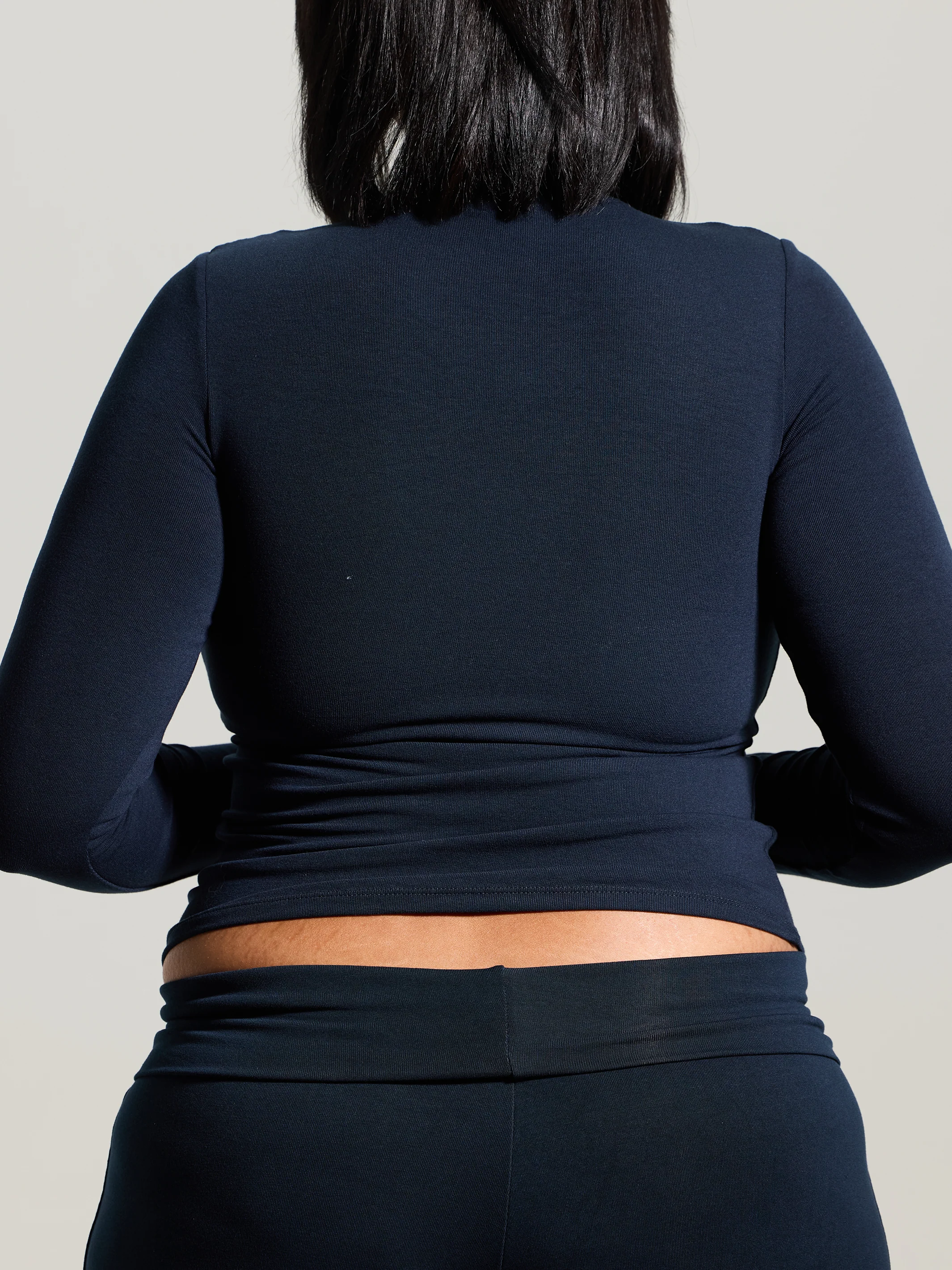 Turtleneck Long Sleeve - Image 14