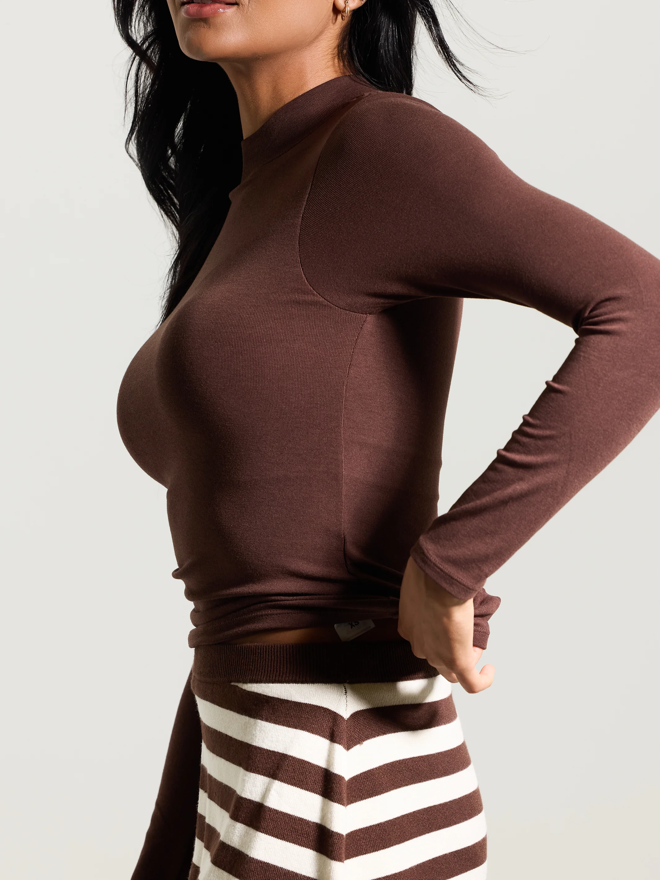 Turtleneck Long Sleeve - Image 18